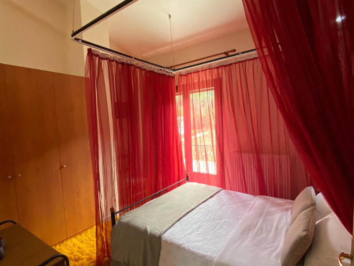 Artemis Mezonetes Apartamento Kalavryta Exterior foto
